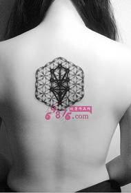 alb-negru floare de viață tatuaj înapoi
