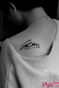 retro modello inglese tatuaggio bianco e nero piccolo