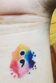zapestni barvni polizdelki vzorca tatoo