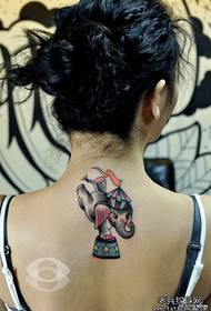 skönhet tillbaka söt trend baby elefant tatuering mönster
