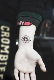 fre ak bèl ponyèt tijem tatoo