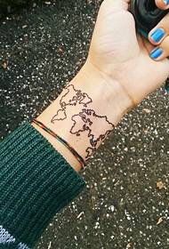 riešo tepinėlio pasaulio žemėlapio tatuiruotė
