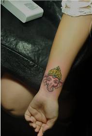bangkekan bisa katon gambar pola tato gajah cilik