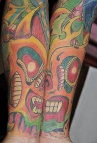 Braç patró de tatuatge de monstre de terror colorit