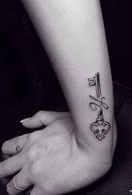 dab teg key tattoo txawv