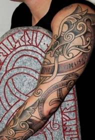 brazo negro marrón medieval tatuaje decorativo patrón