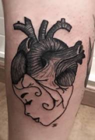 Immagini di tatuaggi europei per polpacci sul polpaccio e impunture di personaggi