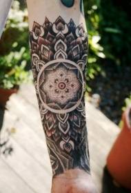 malgranda brako bela bunta mandala tatuaje ŝablono