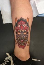 Figura del tatuaggio Prajna con gambo maschio sull'immagine colorata del tatuaggio Prajna