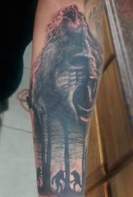 mkono wakuda wamtundu wamtundu wa Werewolf tattoo pamdima wakuda