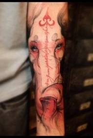 braç il·lustració amb un estil de tatuatge de lletres d'elefant de color