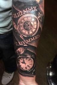 Armët janë shumë realiste, vizatime të ndryshme tatuazhesh për orën e xhepit