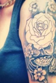 Big Arm luova kukka-linja perhonen tatuointikuviolla