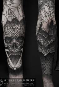 Arm Mystery Style Black skull dengan Pola Tato Geometris Bunga