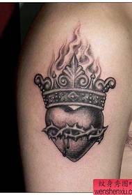 liten färsk arm flamma krona kärlek tatuering arbete 98446 - liten färsk arm persika hjärtatatuering fungerar