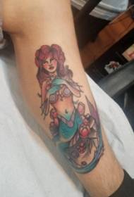 Tatuaggio immagine sirena ragazzo dipinto vitello sirena tatuaggio