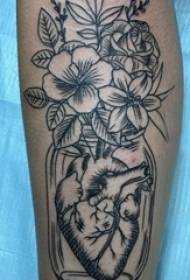 Tatuaje de flor Ternera de rapaza na tatuaxe de flores