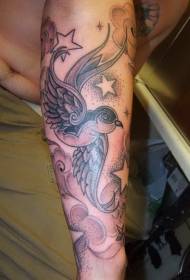 slatka ptica oblaka i zvijezda tetovaža uzorak