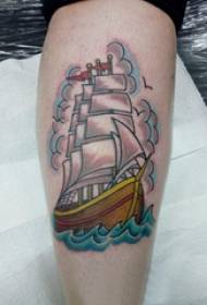 Tatuà di vitellu europeu masciu tineddu vela foto di tatuaggio di vela