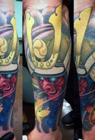Цветна татуировка на комичен демон воин в стила на крака комик