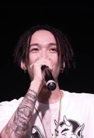 Hiina hip hop TT arm lillekeha inglise tätoveeringu pildid