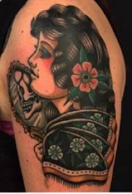 Meitene ar rokām apgleznota akvareļa skice tikai skaistas meitenes personāža tetovējuma attēls