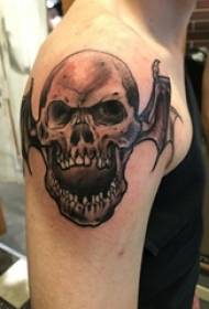 Fiú karja a fekete pont tövis egyszerű vonal démon koponya tetoválás kép