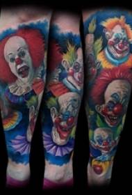 Immagine di tatuatu di bracciu di un tatuatu di clown di culore annantu à un bracciu di un zitellu