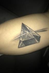 Strákar handleggir á svörtum gráum teiknum Sting Ábendingar Creative Diamond Tattoo Picture