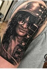 Garçons bras sur gris noir croquis Sting Conseils Creative Rock Portrait Photo de tatouage