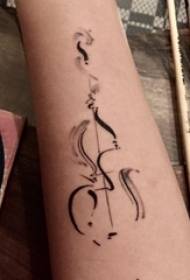 Skolflicka arm på svart prick abstrakt linje violin tatuering bild