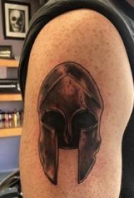 Buachaillí Armas ar Leideanna Stéitseála Liathghráin Ghlaise Pictiúr Armor Tattoo
