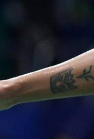 Lin Dan modèle de tatouage totem bras cool