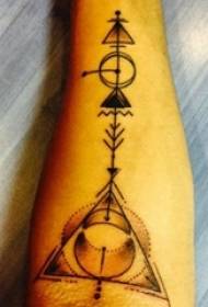 Geometrijska figura, ubodna tetovaža, geometrijska figura, tetovaža, slika s tetovažom