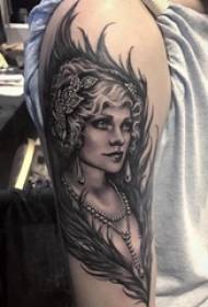 Ragazza tatuaggio personaggio ragazza ragazza tatuaggio immagine sul braccio