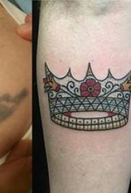 Flickans armmålade akvarell skissar kreativ litterär utsökt krona tatuering bild