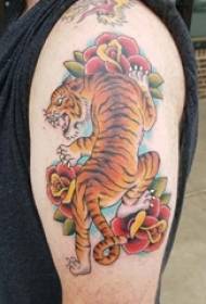 Ръце за момчета, рисувани по прости линии, растителни цветя и малки животински тигърни татуировки