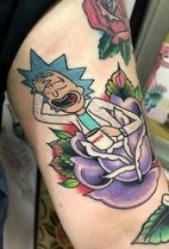 Tatuaje de personaje de dibujos animados brazo masculino en flor y imagen de tatuaje de personaje de anime