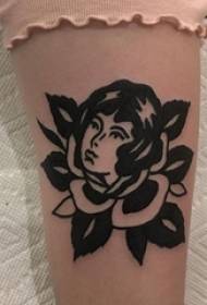 검은 선 스케치 창조적 인 문학 만 아름다움 학생 초상화 문신 사진에 여자의 팔