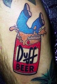 Δημιουργικό ζωγραφισμένο μπύρα μοτίβο τατουάζ θεματικά στο βραχίονα του καλοκαιριού
