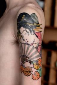 Јапонски стил со голема рака и емајл од ветерна уметност насликана шема на тетоважи