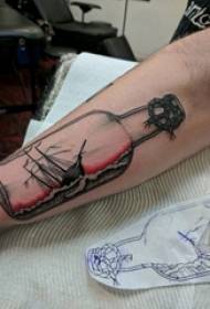Braços de meninos no esboço de linha preta Sting Tips Classic Picture Bottle Tattoo Picture