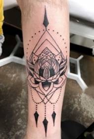 Braccio scolaro su punto nero spina linea semplice immagine pianta geometria fiore tatuaggio immagine