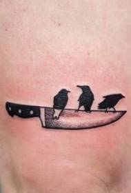 Ruoko rwemukomana pane nhema grey sketch point yeminzwa trick dagger bird tattoo pikicha