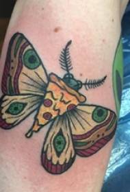 Нарисованная личность маленькая татуировка бабочка с изображением животного на руке