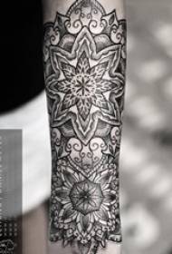 Tattoo patroon patroon tattoo patroon op meisje arm