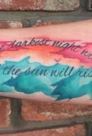 Poza tatuaj englezesc frază scurtă fată femeie braț poză tatuaj frază scurtă