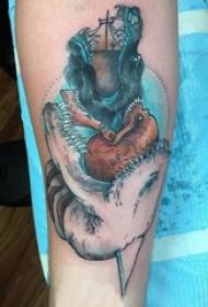 Öğrenci kol boyalı suluboya kroki yaratıcı hayvan dövme resmi