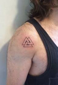 Driehoek tattoo patroon meisje arm driehoek tattoo patroon