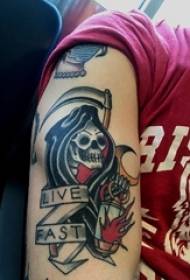 Braccio da ragazzo su schizzo grigio nero punto immagine creativa del tatuaggio dominante